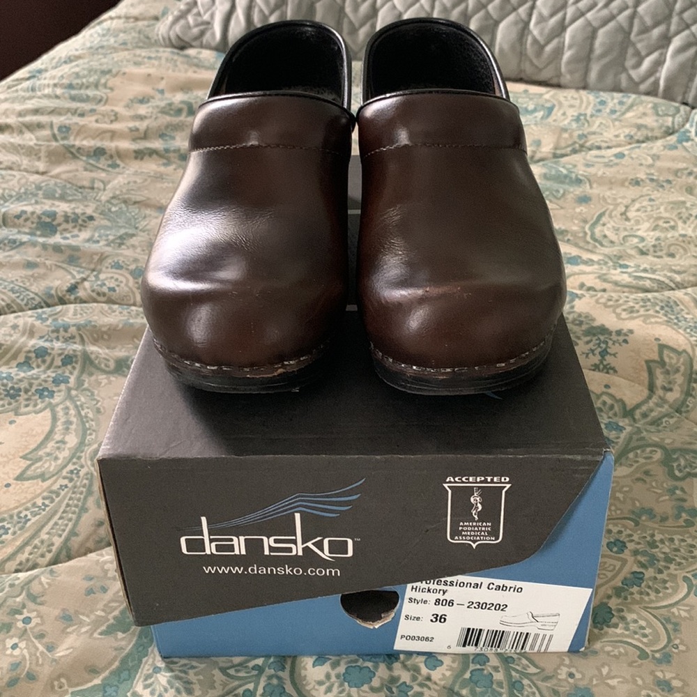 Dansko Clogs In Very Good Condition - image 2